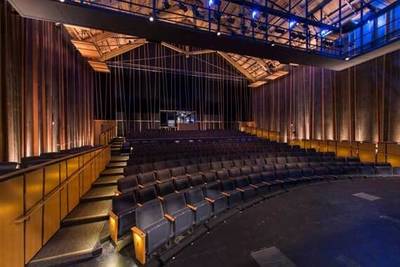 Performance hall/auditorium (capacity: 315)