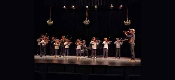 Suzuki Violin Lessons - 15 Minutes